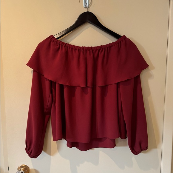 Wilfred Red Blouse off the shoulder size small - Picture 2 of 4